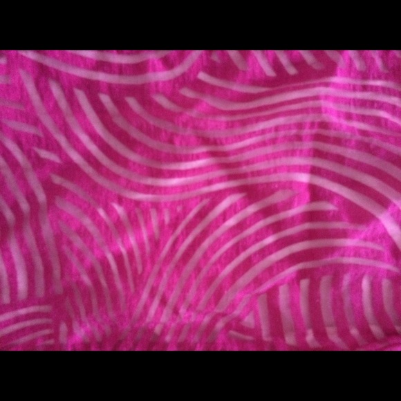 Pink cute top - Picture 2 of 2